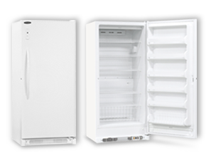 What are the Differences Between Manual and Auto-Defrost Scientific Refrigerators?