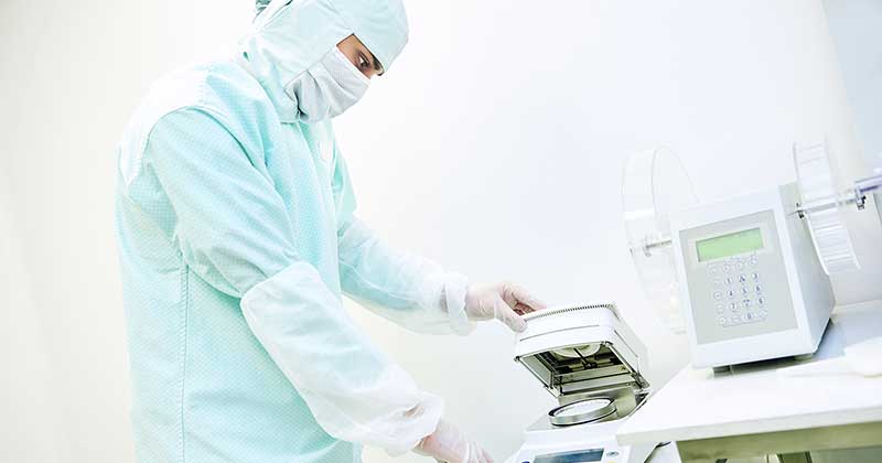 What is a moisture analyzer hero image.